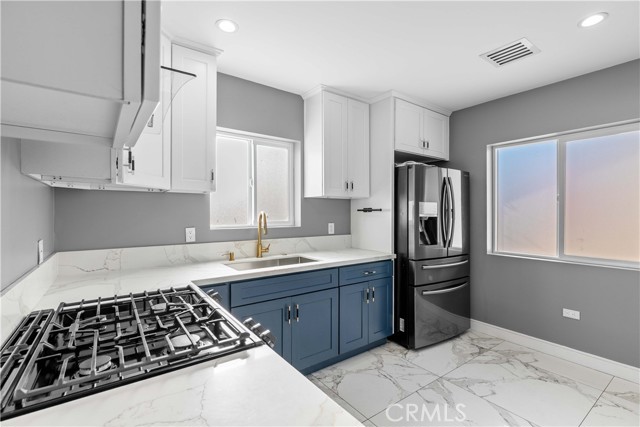 Detail Gallery Image 43 of 61 For 7700 Winnetka, Winnetka,  CA 91306 - 5 Beds | 3 Baths