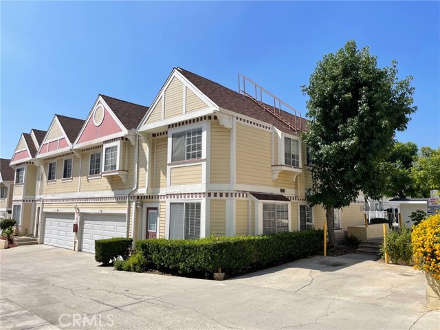 13750 Hubbard Street, 38 photo 1
