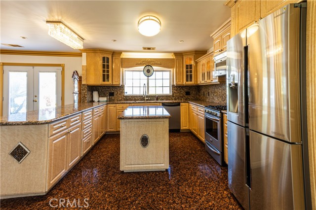 Detail Gallery Image 14 of 28 For 26046 Farmfield Rd, Calabasas,  CA 91302 - 4 Beds | 2 Baths