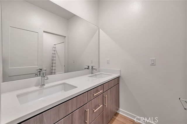 8227 Traveller Street, Chino CA: https://media.crmls.org/medias/60623026-4734-46e5-9e30-76a3f954f7ba.jpg