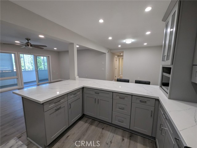 Detail Gallery Image 7 of 14 For 2118 via Puerta #B,  Laguna Woods,  CA 92637 - 2 Beds | 2 Baths