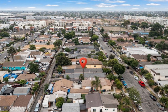 9514 Juniper Street, Los Angeles CA: https://media.crmls.org/medias/6063bee5-12e3-4556-b7d4-2de8580014a5.jpg