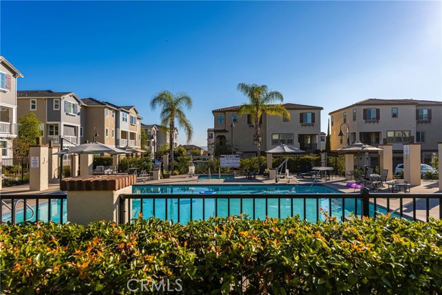 Detail Gallery Image 4 of 25 For 18318 Iris, Yorba Linda,  CA 92886 - 4 Beds | 3/1 Baths