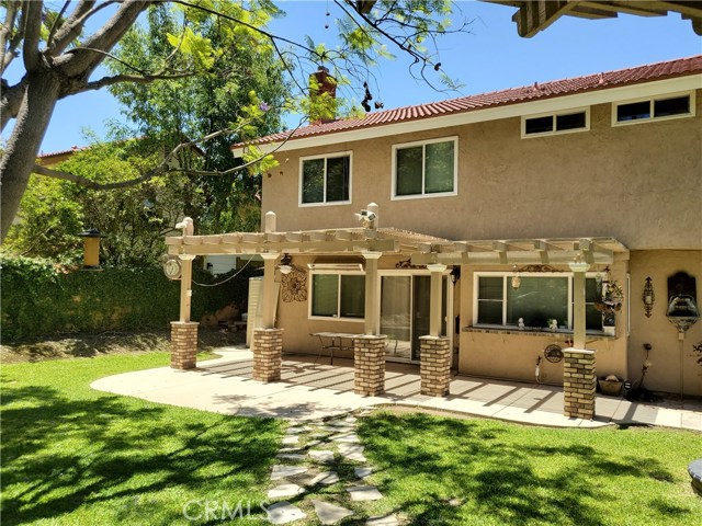 1448 Rolling Knoll Road Diamond Bar, California Beautiful 3 bedrooms property in Diamond Bar *** quiet Cul-de-sac location offers lots of privacy *** Formal living room with vaulted ceiling *** Upgraded Kitchen features quartz counter top, stainless steel kitchen appliances, recess lights & big window overlook the peaceful backyard *** Kitchen opens to family room, where family & friends can enjoy together by the cozy fireplace *** All bedrooms are upstairs with ceiling fan, Master bedroom offers walk-in closet *** Wood flooring throughout, very easy to maintain *** Attached 2 car garage with direct access *** professional paved driveway & walkway *** Relaxing backyard setting with drought tolerant planters, custom Gazebo, covered patio with fan, be a great place for summer events *** Great location, easy access to 60/57 freeway *** few mins away from schools, community shopping plazas, post office & all kinds of restaurants ***