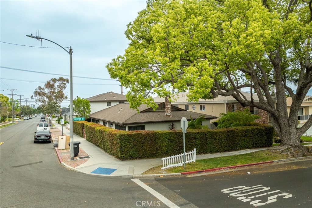 303 S Kenneth RoadBurbank img 52
