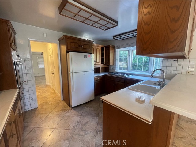 Detail Gallery Image 5 of 15 For 1789 Rogers Pl, Costa Mesa,  CA 92627 - 4 Beds | 3 Baths