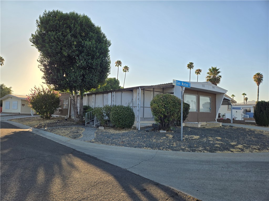 Detail Gallery Image 1 of 1 For 170 San Mateo Cir, Hemet,  CA 92543 - 2 Beds | 2 Baths