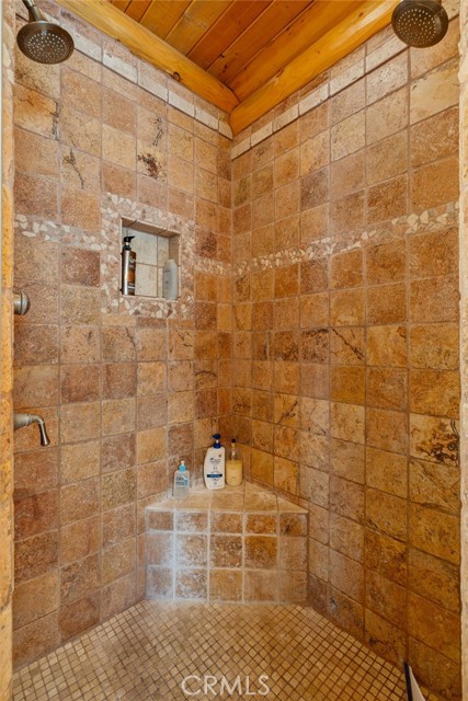 Detail Gallery Image 22 of 57 For 1947 Shady, Big Bear City,  CA 92314 - 5 Beds | 3/1 Baths