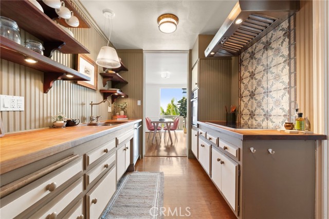 Detail Gallery Image 12 of 67 For 103 Ravenna Dr #23,  Long Beach,  CA 90803 - 2 Beds | 2 Baths