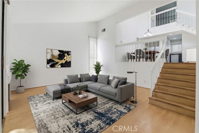 Detail Gallery Image 6 of 33 For 6121 Shoup #35,  Woodland Hills,  CA 91367 - 1 Beds | 2 Baths