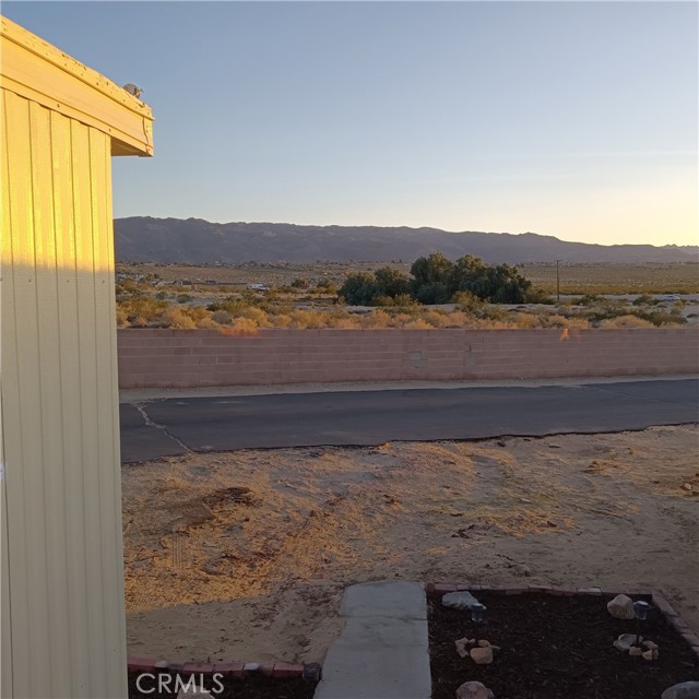 Image 6 of 37 For 4561 Adobe Road 50