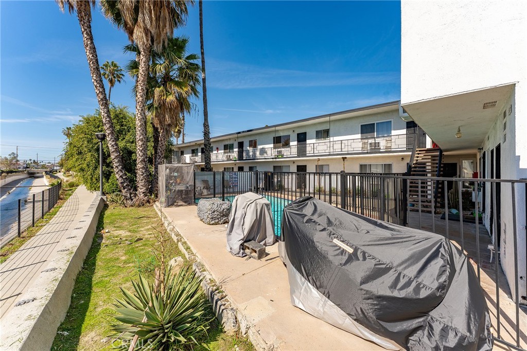 252 W Elm AvenueBurbank img 3