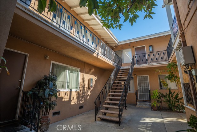 Detail Gallery Image 8 of 61 For 1129 W 10th St, San Pedro,  CA 90731 - – Beds | – Baths