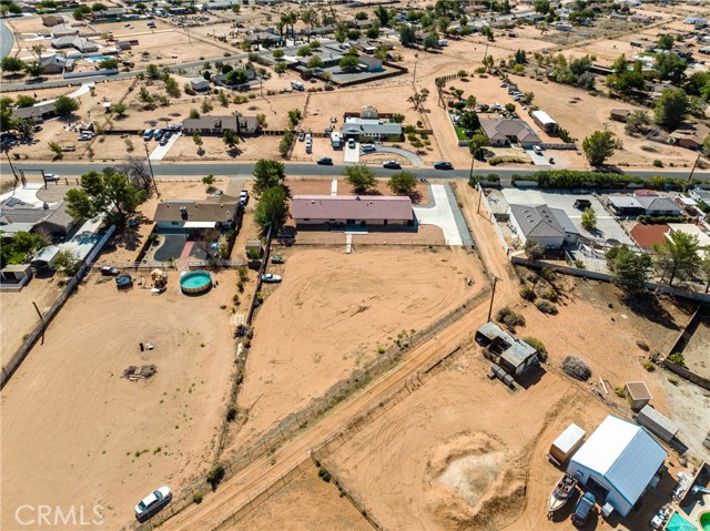21186 Standing Rock Avenue, Apple Valley CA: https://media.crmls.org/medias/606b660b-ba31-4442-a88c-6bb839663733.jpg