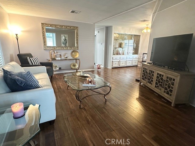 Detail Gallery Image 6 of 22 For 3800 Bradford St #311,  La Verne,  CA 91750 - 2 Beds | 2 Baths