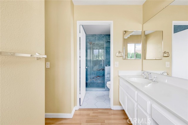 Image 10 of 17 For 970 Norwood Street