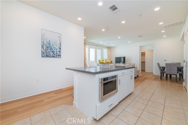Detail Gallery Image 8 of 33 For 1524 Nolita, Irvine,  CA 92612 - 2 Beds | 2 Baths