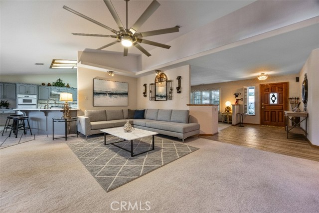 12846 Quail Vista, Apple Valley CA: https://media.crmls.org/medias/606d3749-6843-4928-b9ec-8f406db7c581.jpg