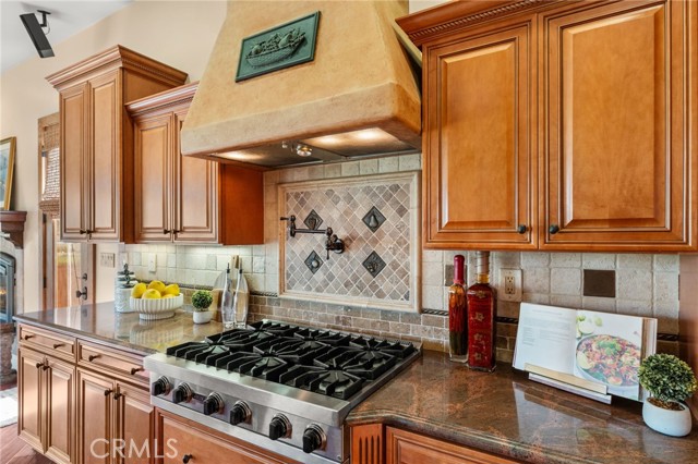 37654 Calle De Lobo, Murrieta CA: https://media.crmls.org/medias/606dc227-40ae-43bb-a155-76a2834cc54f.jpg