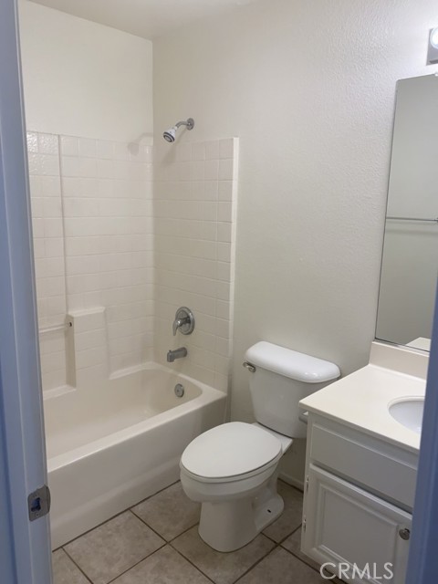 Detail Gallery Image 7 of 19 For 20879 Bayport Dr., Riverside,  CA 92508 - 3 Beds | 2 Baths
