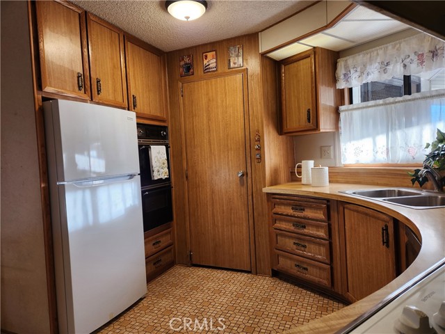 Detail Gallery Image 10 of 39 For 1300 W Menlo Ave #215,  Hemet,  CA 92543 - 2 Beds | 2 Baths