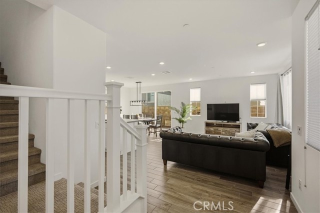 Detail Gallery Image 12 of 45 For 16281 Castello #1,  Fontana,  CA 92336 - 3 Beds | 2/1 Baths