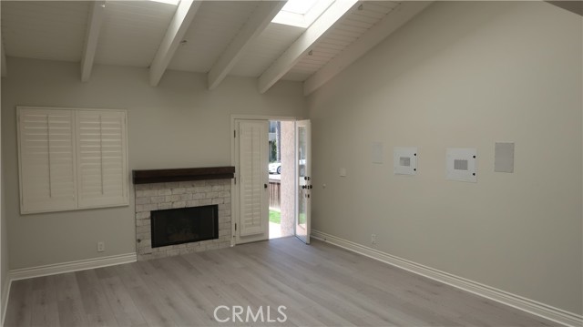 Detail Gallery Image 17 of 50 For 322 12th St, Huntington Beach,  CA 92648 - 3 Beds | 2/1 Baths