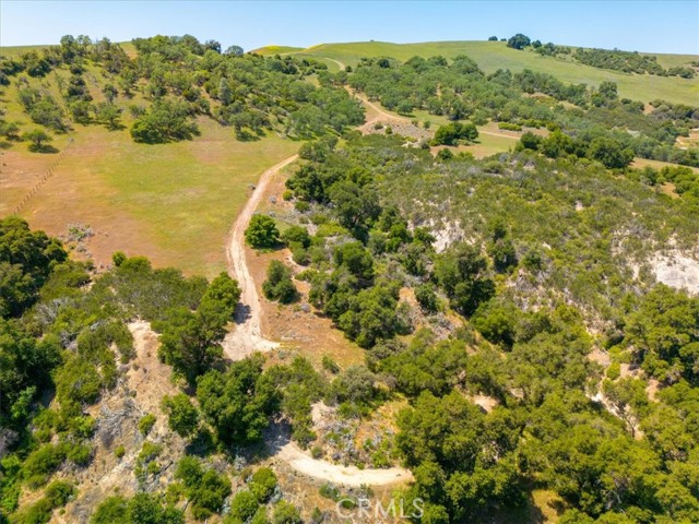 74650 Interlake Road, Bradley CA: https://media.crmls.org/medias/607065f8-66fc-4e97-9062-8651e2eba446.jpg