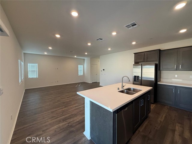 Detail Gallery Image 12 of 38 For 14180 Astra St, Moreno Valley,  CA 92555 - 4 Beds | 2/1 Baths
