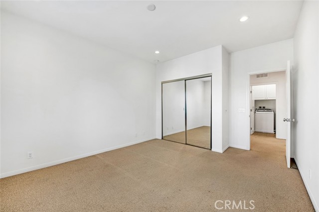 34 Somerton, Irvine CA: https://media.crmls.org/medias/6071b663-7f03-41e9-97f2-de8774b747f8.jpg