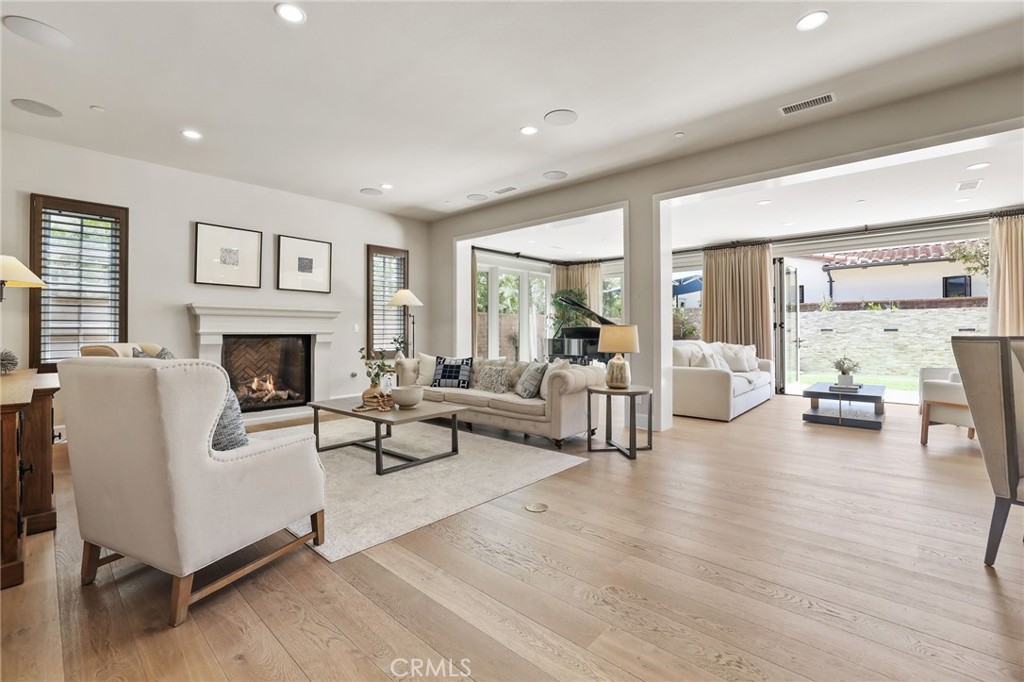 MLS #OC26151674 image #4