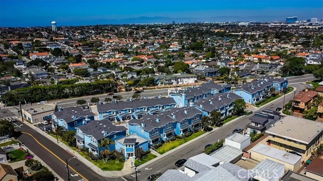 227 Aviation Pl, Manhattan Beach, California 90266, 3 Bedrooms Bedrooms, ,2 BathroomsBathrooms,Residential,Sold,Aviation Pl,SB22058324