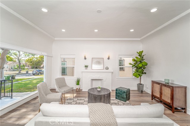 7221 La Salle Avenue, Los Angeles, CA, 90047 7221 La Salle Avenue, Los Angeles, CA, 90047