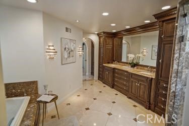 24066 Regents Park Circle, Valencia CA: https://media.crmls.org/medias/6073f55d-5e88-4aae-a491-9f18a28596fa.jpg