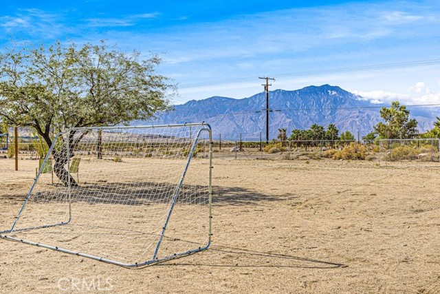 Detail Gallery Image 12 of 43 For 73100 Lyons Bld, Desert Hot Springs,  CA 92241 - 4 Beds | 4/1 Baths