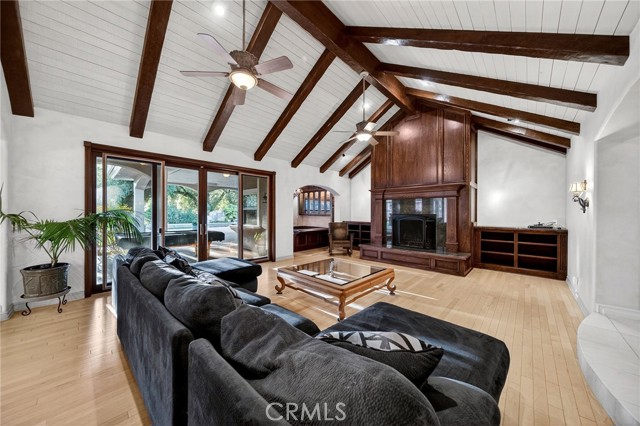 Detail Gallery Image 17 of 75 For 40833 Calle Bandido, Murrieta,  CA 92562 - 8 Beds | 7/2 Baths