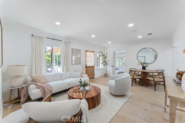 Front Image Thumbnail for CRDW25277515