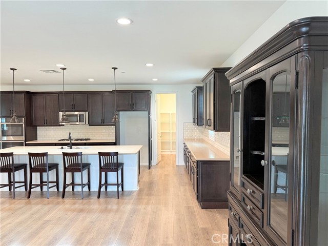 Detail Gallery Image 4 of 30 For 29848 Saddle Ranch Pl, Menifee,  CA 92584 - 4 Beds | 2/1 Baths