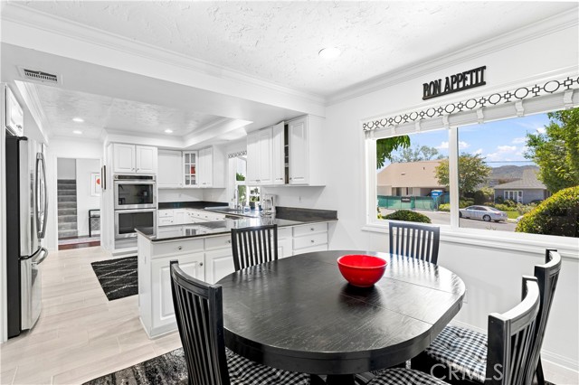 5 Bed Home for Sale in Calabasas, California