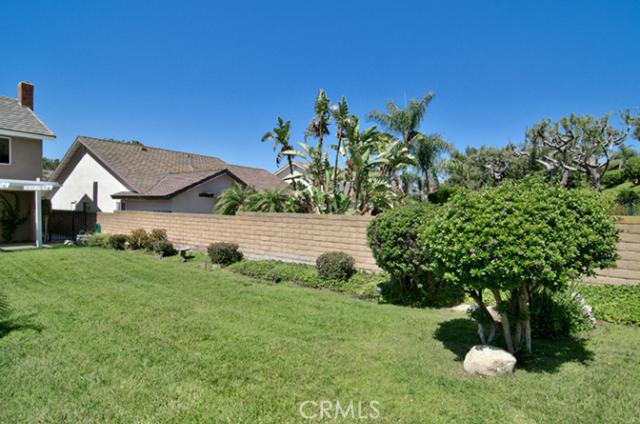 6754 E Leafwood Drive, Anaheim Hills CA: https://media.crmls.org/medias/607699de-8510-43d5-9e1a-3e77e1aec8cc.jpg