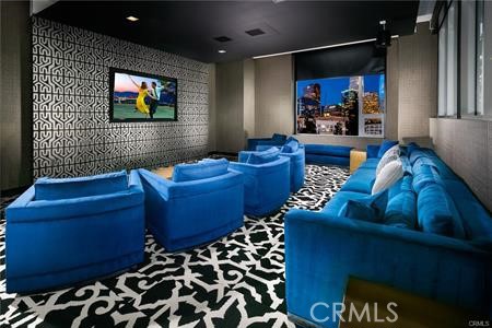 1050 S Grand Avenue, Los Angeles CA: https://media.crmls.org/medias/6076c5e4-83c2-4b8e-a4a6-6dc86ed59282.jpg
