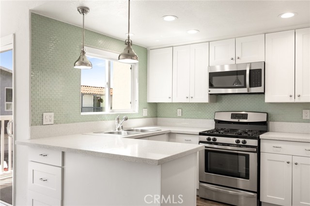 413 21st Street, Manhattan Beach CA: https://media.crmls.org/medias/6076d13c-15fc-48a0-859a-84dc99442363.jpg