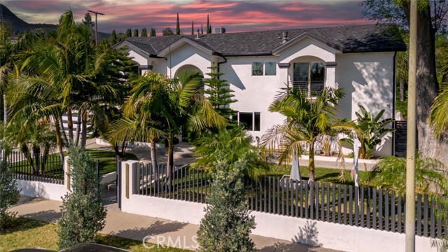 Detail Gallery Image 64 of 75 For 17043 Gunther St, Granada Hills,  CA 91344 - 4 Beds | 4 Baths