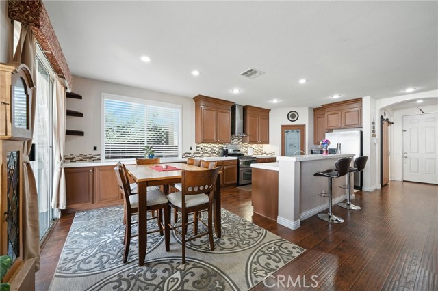 36628 Chantecler Road, Winchester CA: https://media.crmls.org/medias/60770198-8c76-4e0b-83fd-7f89e053bed6.jpg