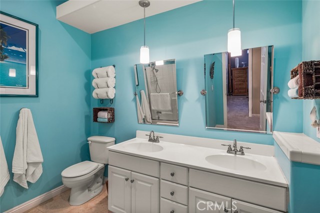 21891 Winnebago Lane, Lake Forest CA: https://media.crmls.org/medias/6077a43b-685c-46c1-99d1-d8f1516910bb.jpg