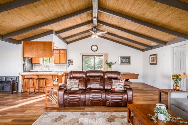 Detail Gallery Image 3 of 29 For 7167 Live Oak Dr, Sanger,  CA 93657 - 3 Beds | 2 Baths