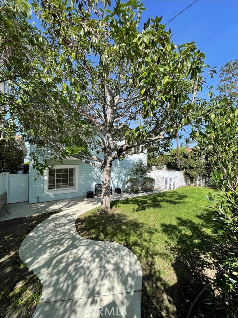 Detail Gallery Image 27 of 29 For 952 2nd. Street, Manhattan Beach,  CA 90266 - 5 Beds | 3 Baths