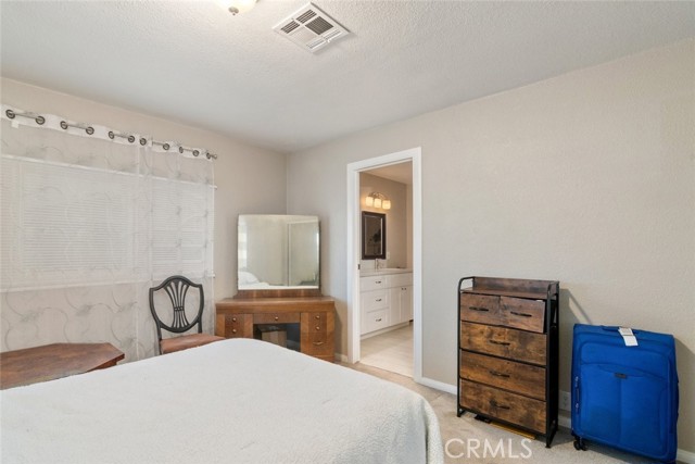 Detail Gallery Image 13 of 28 For 2400 W Valley #97,  Escondido,  CA 92029 - 3 Beds | 2 Baths