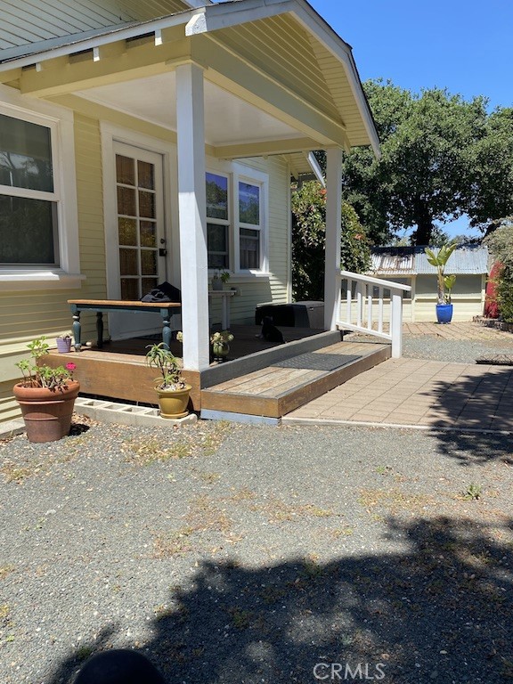 Detail Gallery Image 4 of 9 For 2501 Wilcombe Dr, Cambria,  CA 93428 - 4 Beds | 3/1 Baths