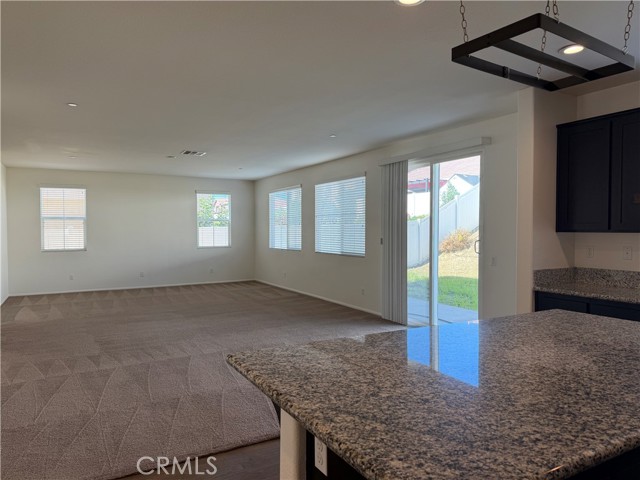 Detail Gallery Image 5 of 20 For 27828 Sand Dollar Way, Moreno Valley,  CA 92555 - 4 Beds | 2/1 Baths